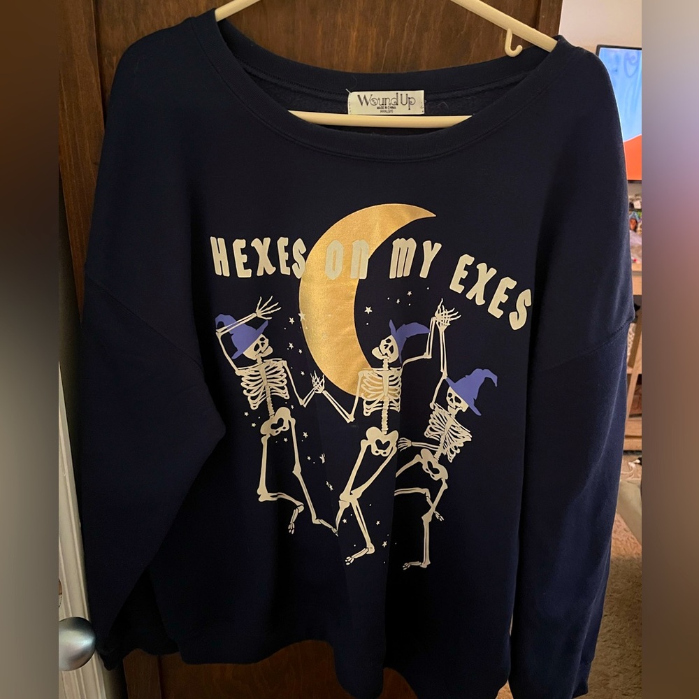 Cute spooky sweater